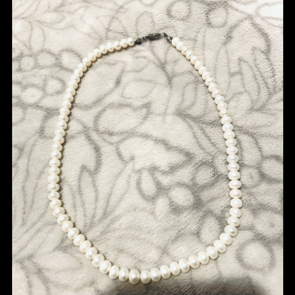 Cultured Pearl Necklace